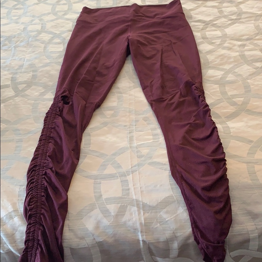 Fabletics Cashel leggings